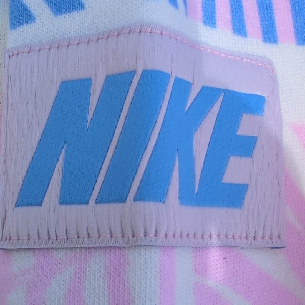 NWT Nike Pink and Blue Sweater - Picture 2 of 7